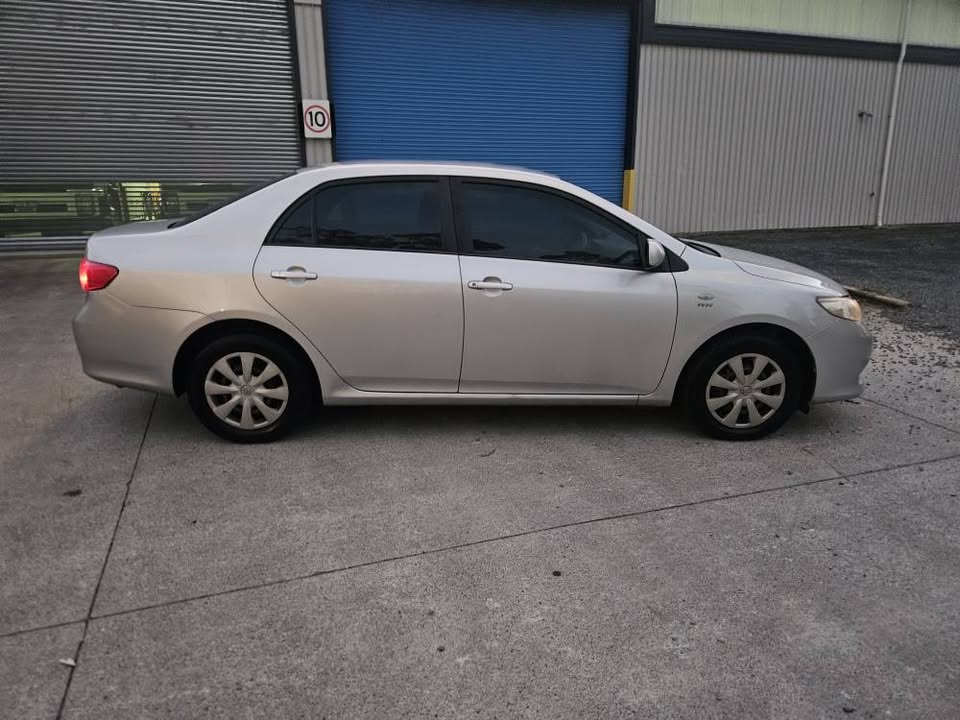 2009 Toyota corolla ascent manual sedan easy finance 8.jpg